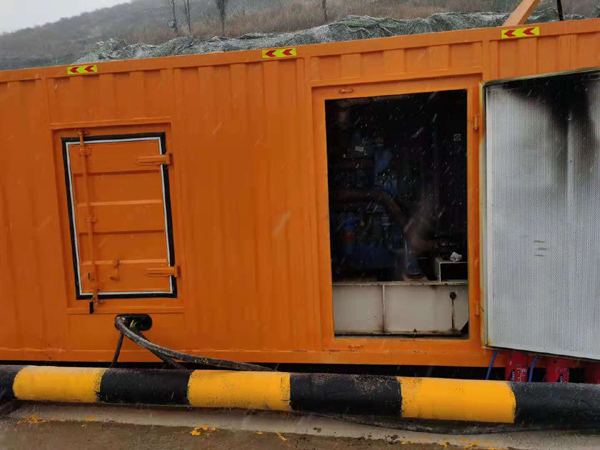 杜集发电车出租-应急柴油发电机组选什么样的比较好？