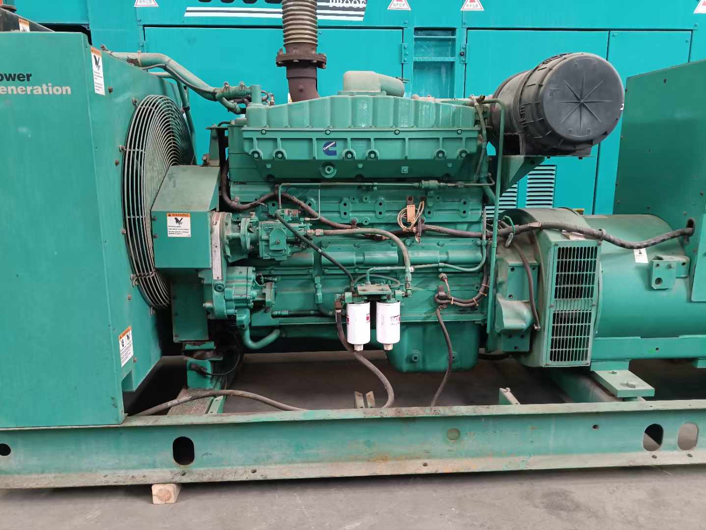 杜集过载会对 600kW 柴油发电机组造成哪些损害？