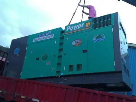 杜集柴油发电机组转速不稳定时，如何对发动机进行维护？