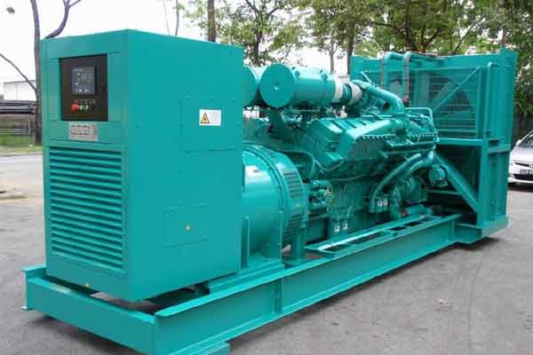 杜集柴油发电机组电压不稳定怎样维修？